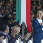 Fotografía de archivo del 3 de octubre de 2024, de la presidenta de México, Claudia Sheinbaum, durante una acto protocolario con las Fuerzas Armadas y Guardia Nacional, en la Ciudad de México (México). EFE/ Isaac Esquivel