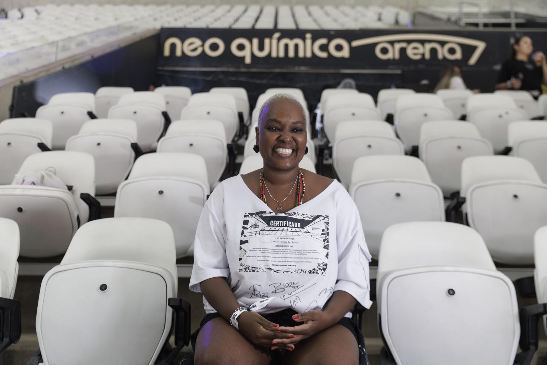 Tamara Thomaz, hincha del club brasileño de fútbol Corinthians, fue registrada el pasado 19 de diciembre, durante una entrevista con EFE, en el estadio NeoQuimica Arena de São Paulo (Brasil). EFE/Isaac Fontana
