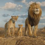 Fotograma cedido por Disney Enterprises que muestra a Afia (i), con la voz de Anika Noni Rose, Mufasa (c), con la voz de Braelyn Rankins, y Masego, con la voz de Keith David durante una escena de la película animada 'Mufasa: The Lion King'. EFE/ Disney Enterprises / SOLO USO EDITORIAL/ SOLO DISPONIBLE PARA ILUSTRAR LA NOTICIA QUE ACOMPAÑA (CRÉDITO OBLIGATORIO)