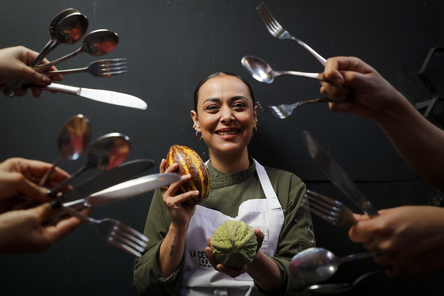 La chef mexicana Lupita Vidal, posa durante una entrevista con EFE este lunes, en Guadalajara (México). EFE/ Francisco Guasco