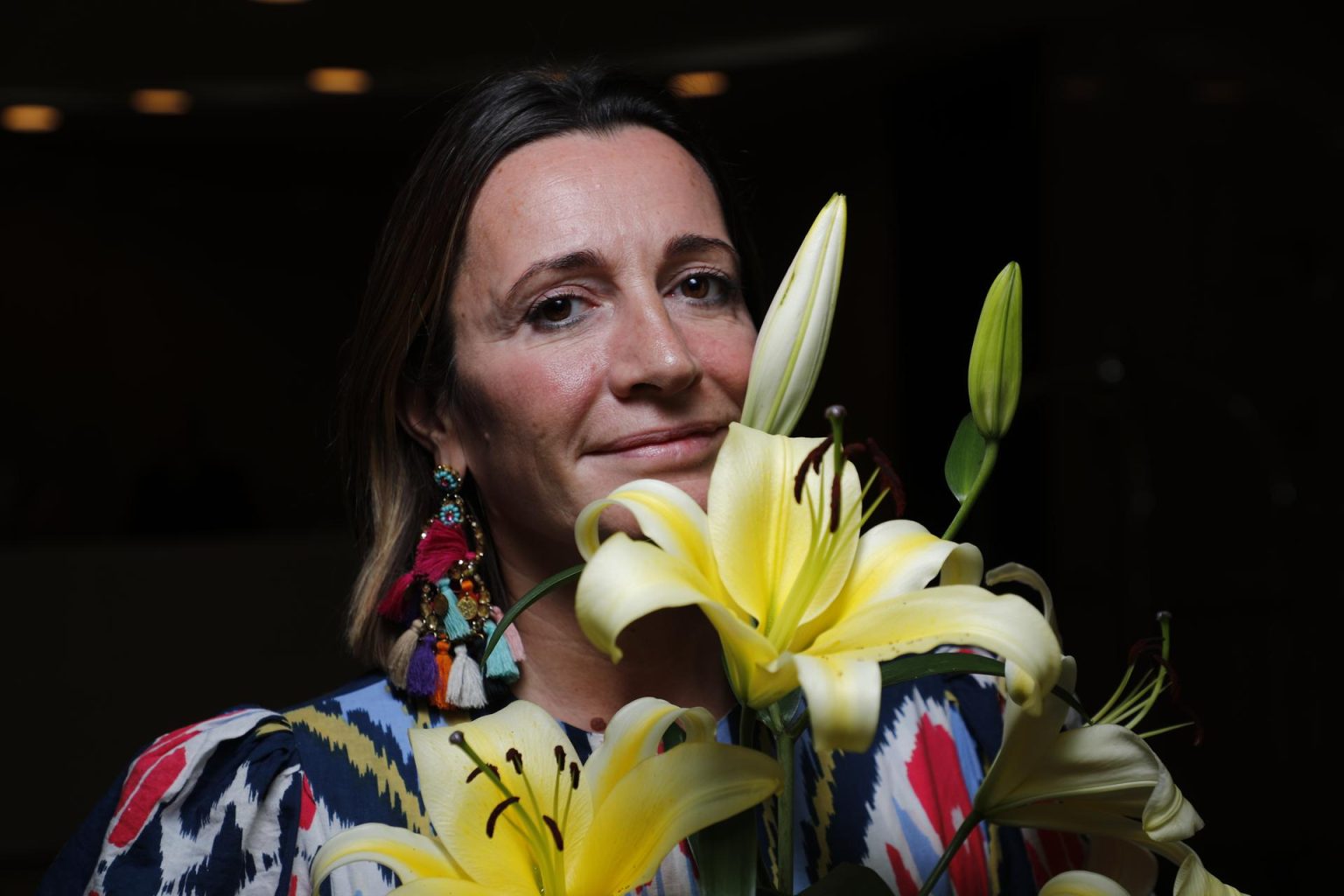 Fotografía de este lunes de la chef española Begoña Rodrigo posando durante una entrevista con EFE, en el marco de la 38 edición de la Feria Internacional del Libro de Guadalajara (FIL), en Jalisco (México). EFE/ Francisco Guasco