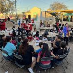 Integrantes del Colectivo de Madres Buscadoras celebraron el pasado viernes, una actividad con hijos de desaparecidos en el municipio de Hermosillo, en Sonora (México). EFE/Daniel Sánchez