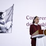 La presidenta de México, Claudia Sheinbaum, habla este miércoles durante una rueda de prensa en Palacio Nacional de la Ciudad de México (México). EFE/Sáshenka Gutiérrez