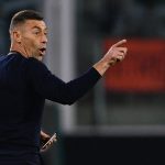 Fotografía de archivo en la que se registró al entrenador portugués de fútbol Pedro Caixinha, en el estadio Mario Kempes de Córdoba (Argentina). EFE/Pedro Castillo