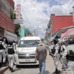 Imagen de archivo de elementos de la Guardia Nacional que realizan un operativo a las afueras de un hotel, para disolver una caravana de migrantes, en el municipio de Tapachula en el estado de Chiapas (México). EFE/Juan Manuel Blanco