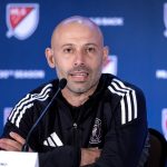 El entrenador del Inter Miami, Javier Mascherano, habla durante una conferencia de prensa en Miami (EE.UU.). EFE/CRISTOBAL HERRERA-ULASHKEVICH