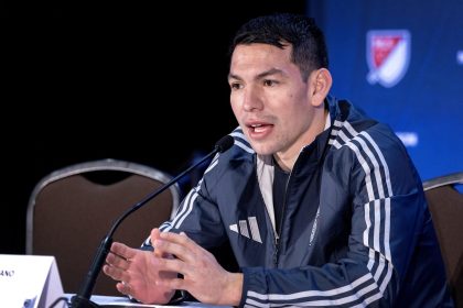 El centrocampista mexicano Hirving 'Chucky' Lozano anunció este  jueves en Miami sus planes ambiciosos con su nuevo equipo, San Diego FC, en la primera temporada del club en la MLS. EFE/EPA/CRISTOBAL HERRERA-ULASHKEVICH