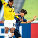 Foto de archivo en un partido con la selección de Ecuador del defensor Richard Alexander Mina, quien este 4 de enero resultó herido de bala en circunstancias desconocidas en la ciudad portuaria de Guayaquil, donde nació hace 25 años. EFE/ Tytus Omijewski