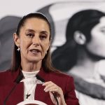 La presidenta de México, Claudia Sheinbaum, durante una rueda de prensa en Palacio Nacional de la Ciudad de México (México). EFE/José Méndez