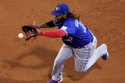 Fotografía de archivo del primera base de los Azulejos de Toronto, el dominicano Vladimir Guerrero Jr. EFE/CJ GUNTHER