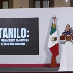 La presidenta de México, Claudia Sheinbaum, participa en una rueda de prensa este martes, en el Palacio Nacional de la Ciudad de México (México). EFE/ Mario Guzmán