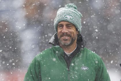 Fotografía de archivo, tomada en enero de 2024, en la que se registró al mariscal de campo de los New York Jets, Aaron Rodgers, en Foxborough (Massachusetts, EE.UU.). EFE/CJ Gunther