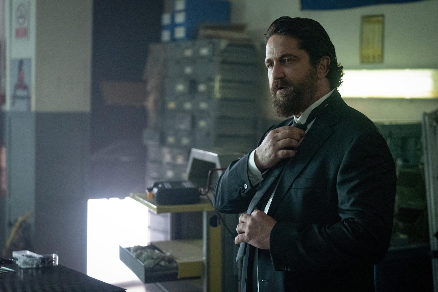 Fotografía cedida por Diamond Films España de una escena donde aparece el actor Gerard Butler, intepretando a Nicholas "Big Nick" O'Brien en la película 'Den of Thieves 2: Pantera'. EFE/ Diamond Films España /SOLO USO EDITORIAL NO VENTAS /SOLO DISPONIBLE PARA ILUSTRAR LA NOTICIA QUE ACOMPAÑA (CRÉDITO OBLIGATORIO)