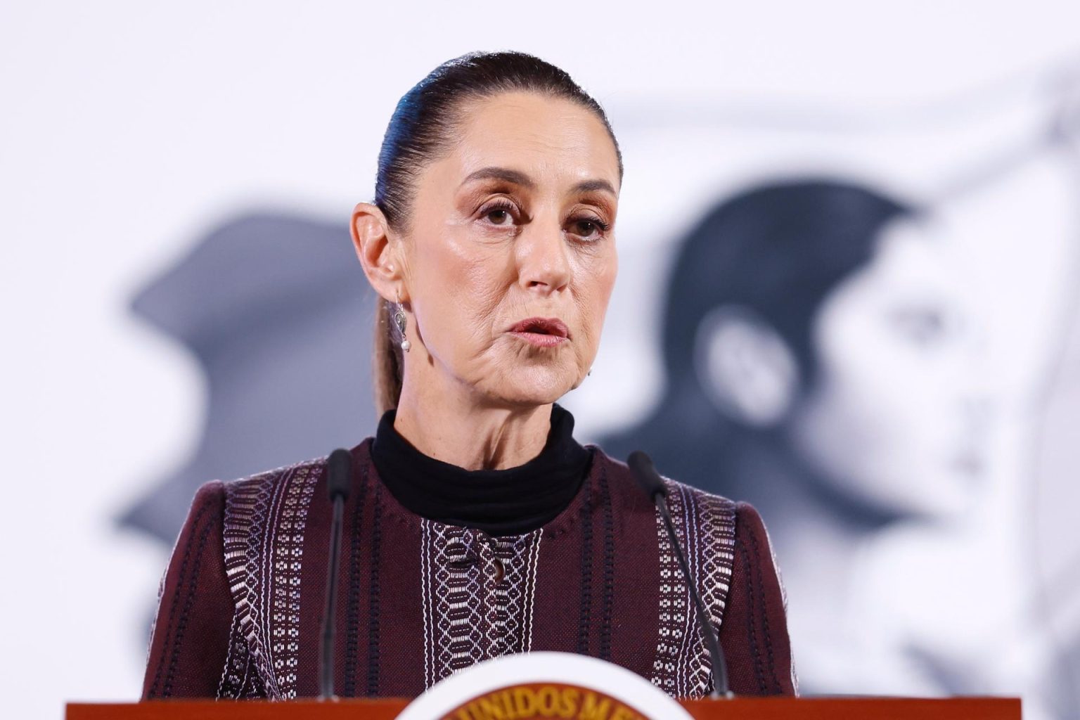 La presidenta de México Claudia Sheinbaum, habla durante su conferencia de prensa diaria en el Palacio Nacional en Ciudad de México (México). Imagen de archivo. EFE/Sáshenka Gutiérrez