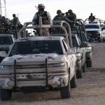 Fotografía de archivo de soldados del Ejército mexicano y de la Guardia Nacional (GN) patrullando en Ciudad Juárez (México). EFE/ Luis Torres