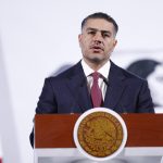 El secretario de Seguridad y Protección Ciudadana, Omar García Harfuch, habla durante una rueda de prensa este martes, en el Palacio Nacional de la Ciudad de México (México). EFE/Sáshenka Gutiérrez