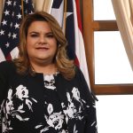 Imagen de archivo de la gobernadora de Puerto Rico, Jenniffer González, durante una visita a su oficina en San Juan, Puerto Rico. EFE/Thais Llorca