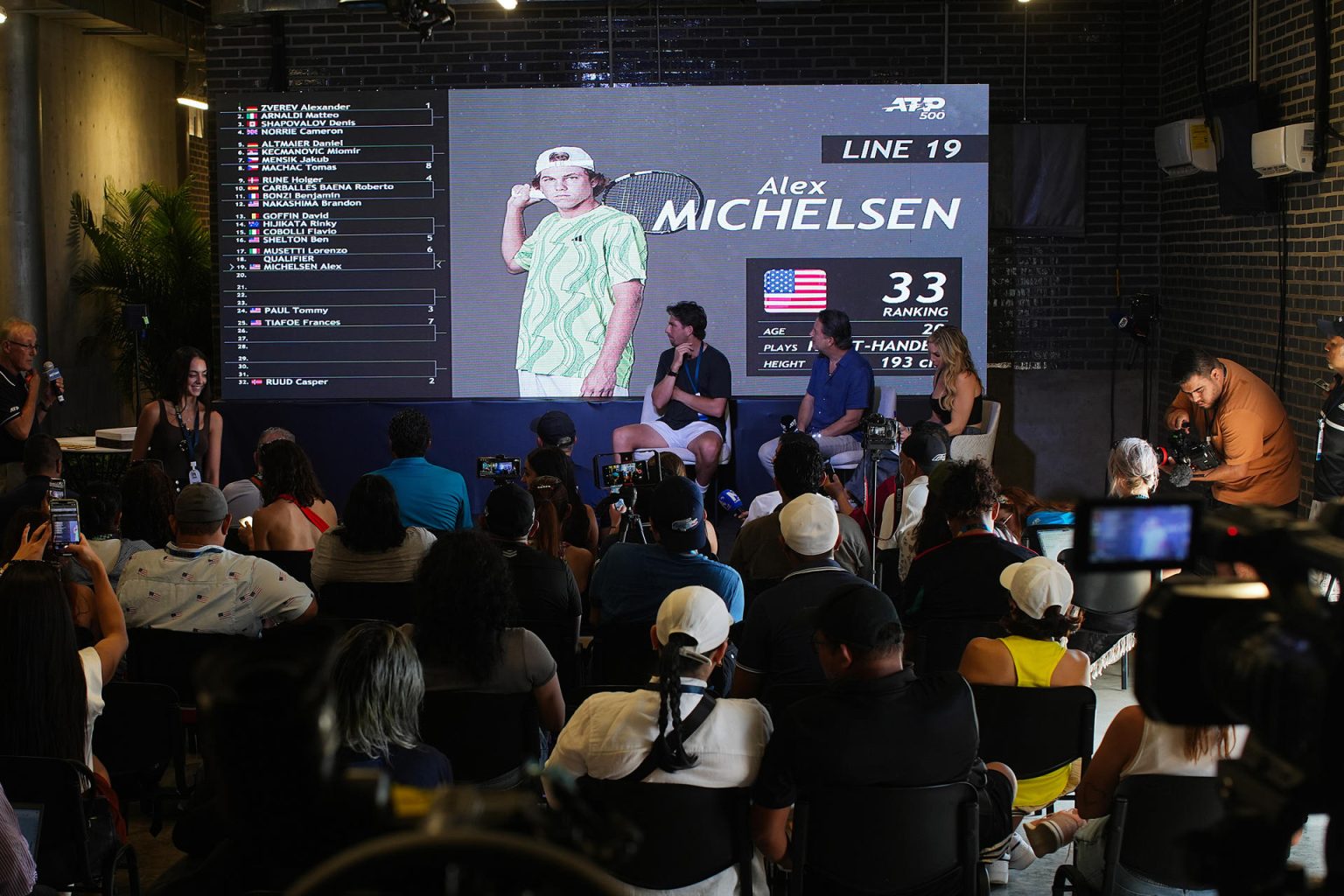 Fotografía general del sorteo previo al inicio del Abierto Mexicano de Tenis este sábado, en el balneario de Acapulco en el estado de Guerrero (México). EFE/ David Guzmán