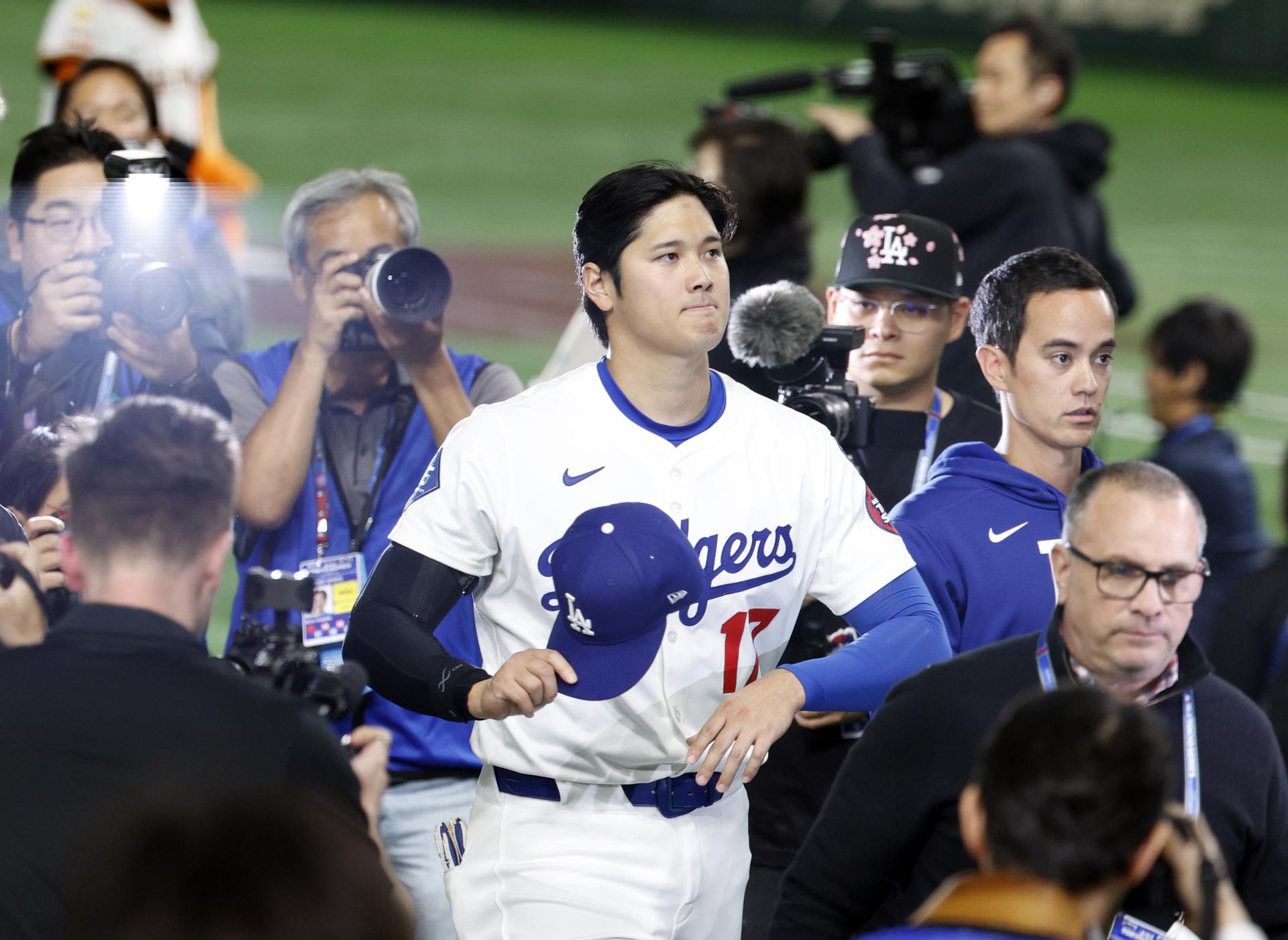 El jugador de los Angeles Dodgers Shohei Ohtani durante el partido de la 2025 MLB que han jugado Angeles Dodgers y Chicago Cubs en Tokyo correspondiente a las Series. EFE/EPA/FRANCK ROBICHON
