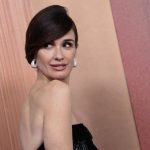 La actriz española Paz Vega fue registrada este domingo, 2 de marzo, a su llegada a la alfombra roja de la edición 97 de los Premios Óscar, en el Teatro Dolby de Hollywood, en Los Ángeles (CA, EE.UU.). EFE/David Swanson