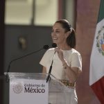 Fotografía de archivo de la presidenta de México, Claudia Sheinbaum, participa en la inauguración de la primera sede de la Universidad Nacional Rosario Castellanos en Comitán de Domínguez (México). EFE/ Carlos López