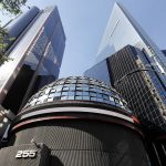 Fotografía del edificio de la Bolsa Mexicana de Valores en Ciudad de México (México). Imagen de archivo. EFE/ Mario Guzmán