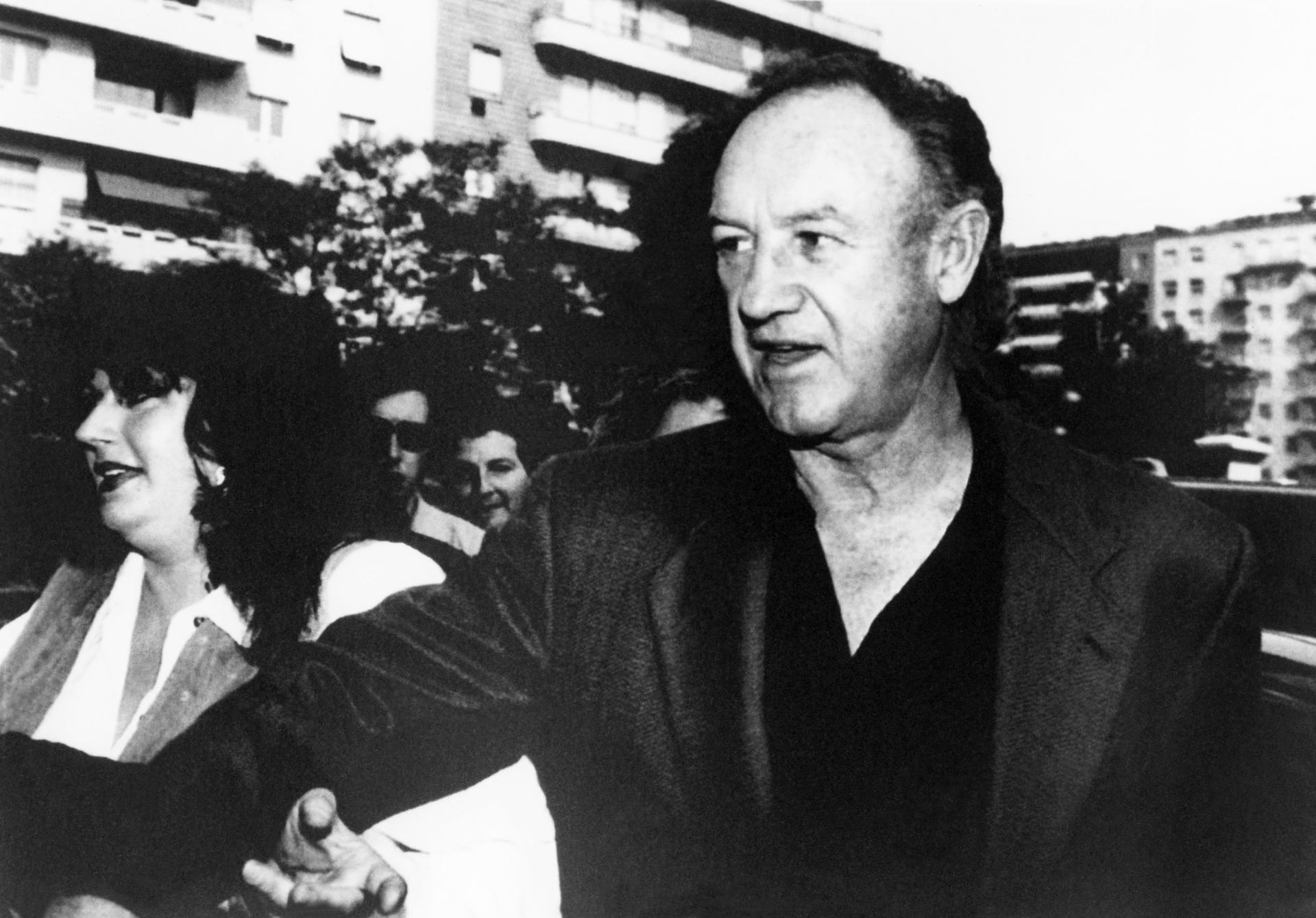 Fotografía de archivo, tomada en mayo de 1993, en la que se registró al legendario actor estadounidense Gene Hackman, en Milán. Hackman, de 95 años, fue hallado muertos esta semana en su domicilio de Santa Fe (Nuevo México, EE.UU.) EFE/Silva
